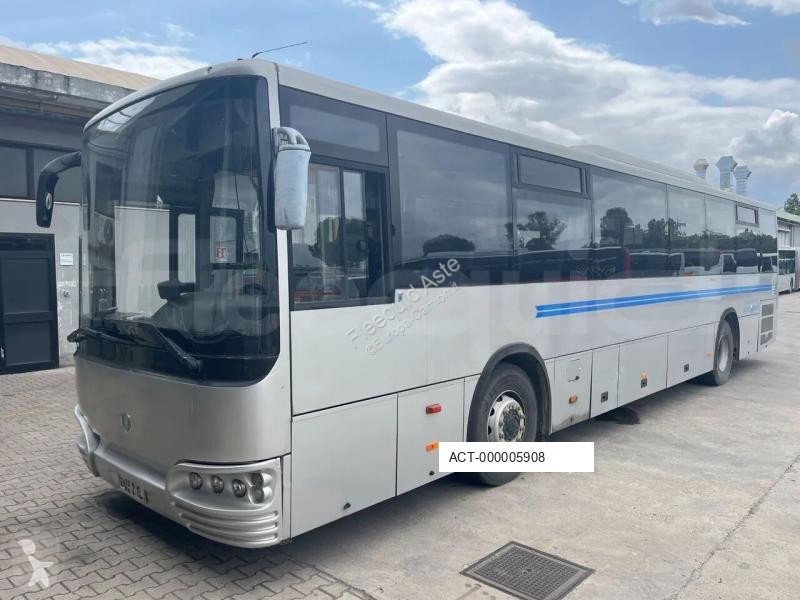 Autobussen Temsa