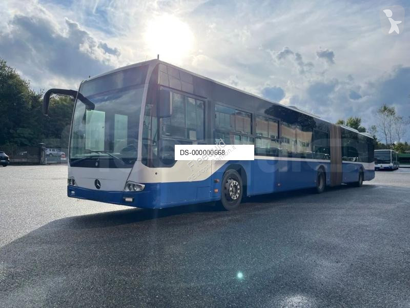 Autóbusz Mercedes Conecto