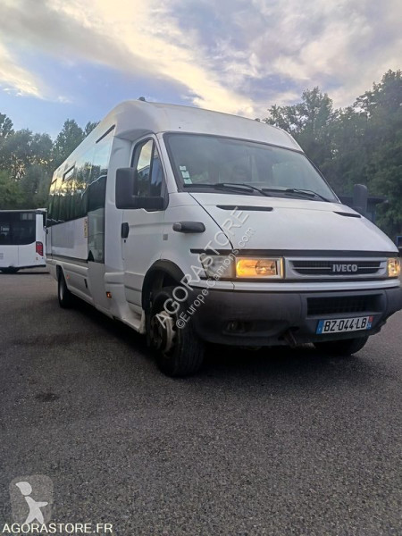 Buss Iveco 65C17