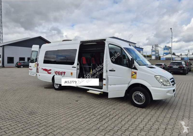 Véhicule utilitaire Mercedes SPRINTER 516 TRANSFER