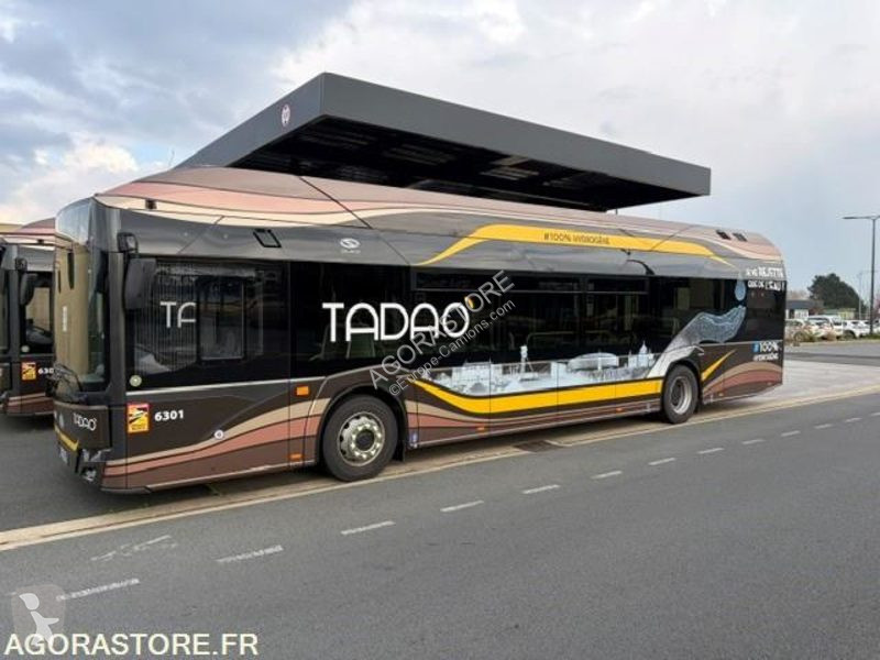 Autóbusz Solaris URBINO 12