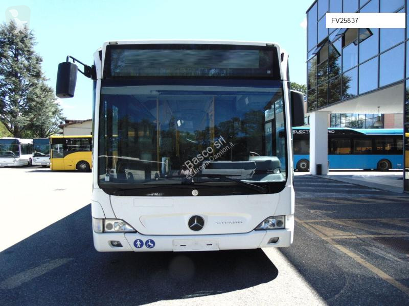 باص Mercedes LF