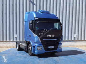 Traktor Iveco