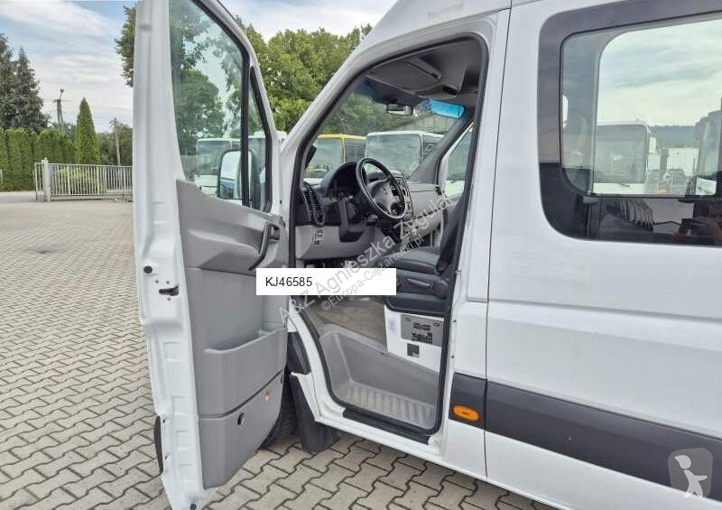 Autobuz Mercedes