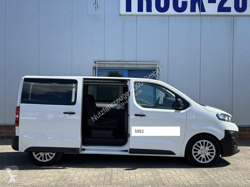 Autobus Opel