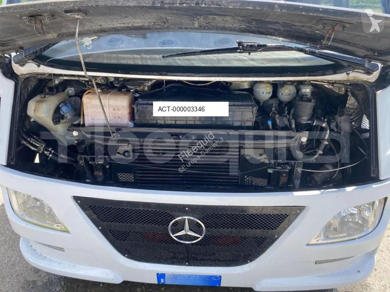 باص Mercedes Beluga