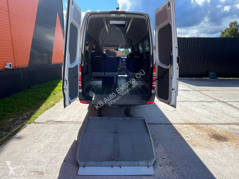 Camioneta Mercedes 516 CDI 12 SEATS + 2...
