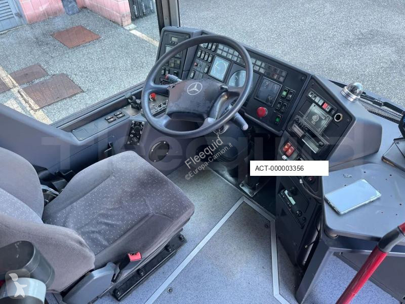 Autobussen Mercedes