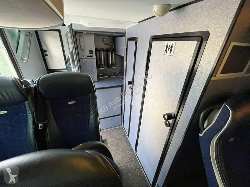 Buss Neoplan SKYLINER L 6x2*4 77 SEATS / AC /...