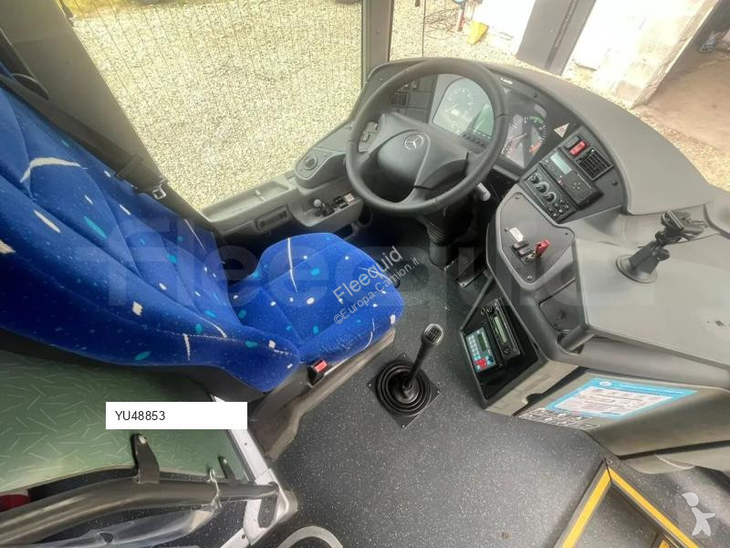 باص Mercedes