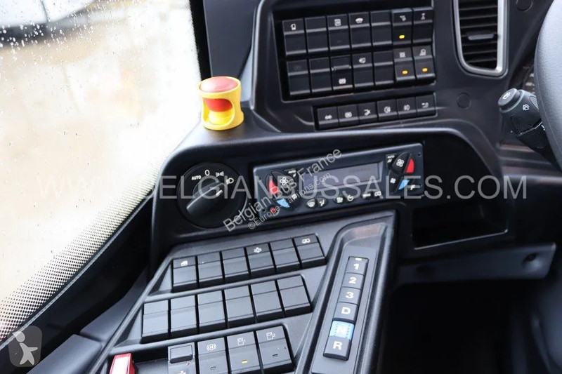 باص Iveco 13m / Rear door / 3-Point seat belts...