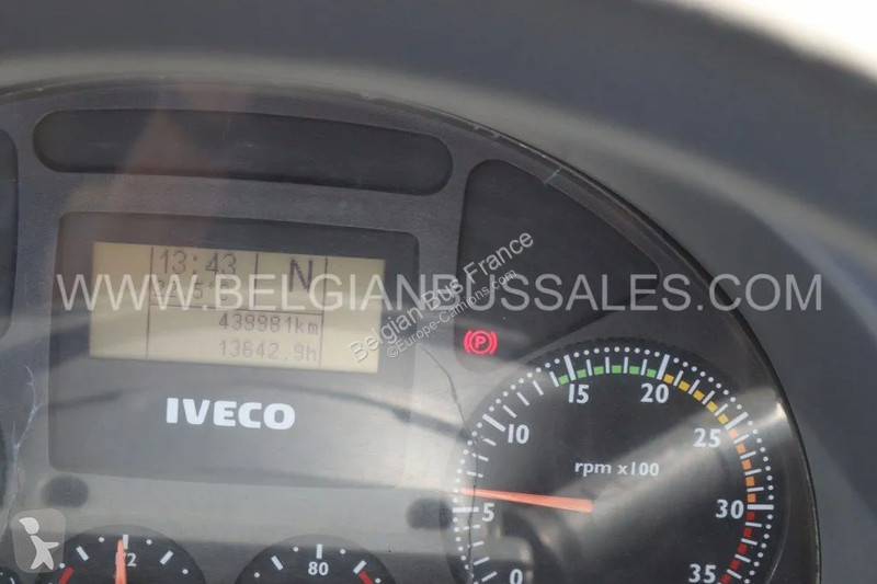 باص Iveco Recreo