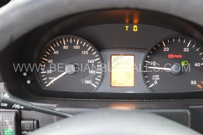 Véhicule utilitaire Mercedes / 516 CDI / 7.4m /...