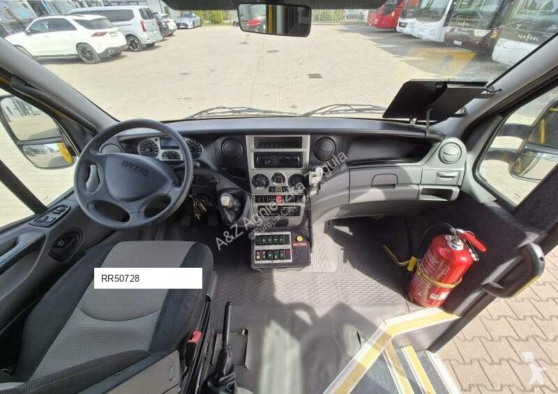 Градски автобус Iveco APTINEO 65J17