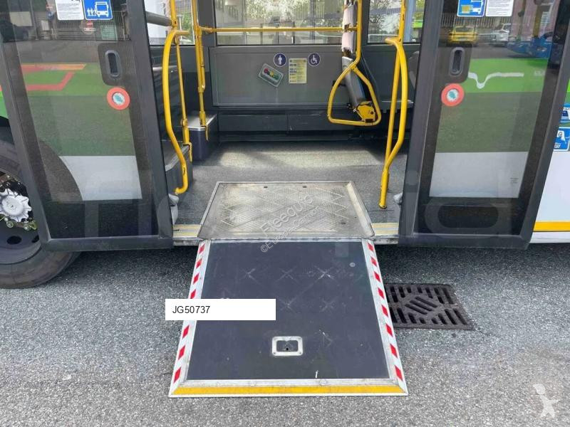 Autobuz Mercedes