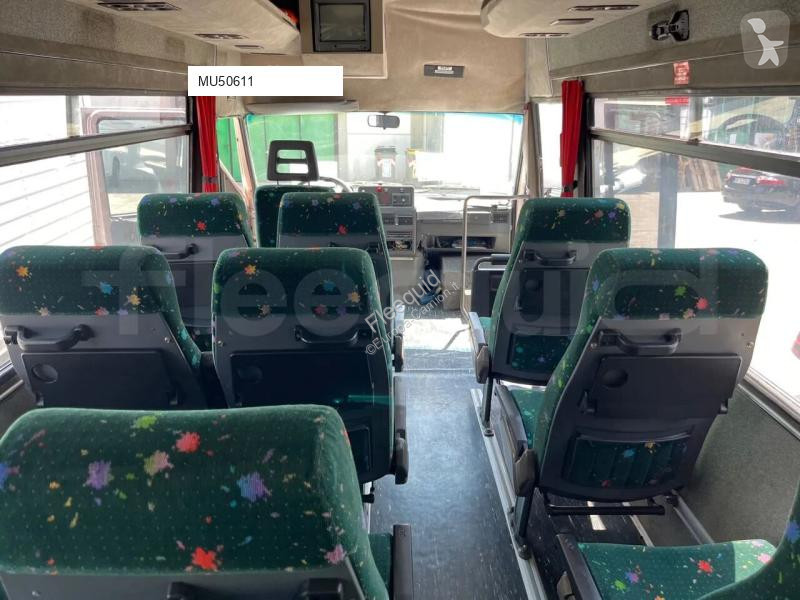 باص Iveco