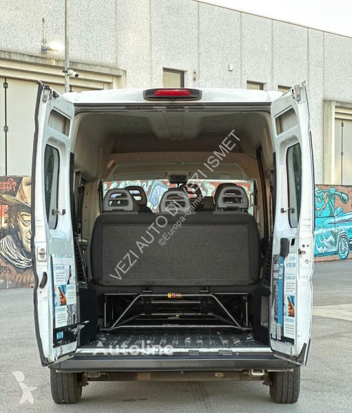 Autobus Fiat ducato 9 posti cc 2.3 cv 130