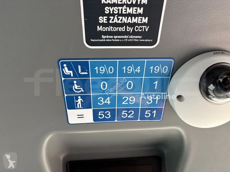 Autobussen Isuzu Novo
