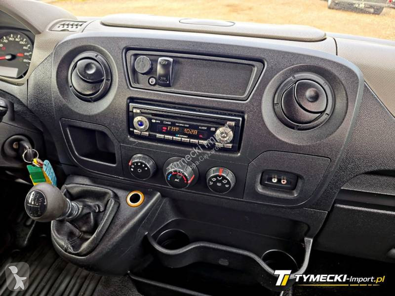 Комерційні автомобілі Renault