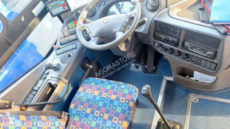 Autobús Irisbus RECREO