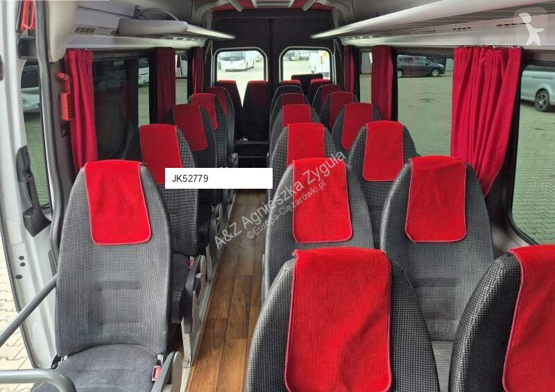 Véhicule utilitaire Mercedes SPRINTER 516 TRANSFER
