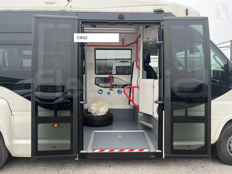 Iveco  bus