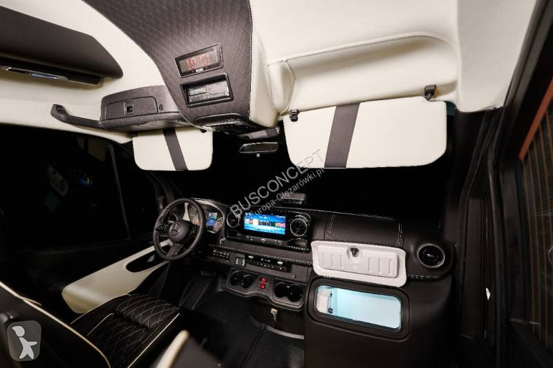 Furgoneta Mercedes 519  11+1+1 VIP