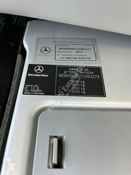 Autobus Mercedes 516 23 SEATS