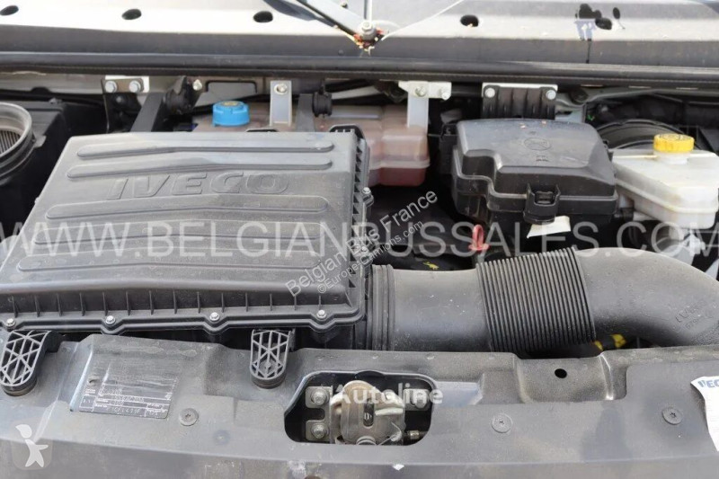 Furgoneta Iveco DAILY/AIRCO