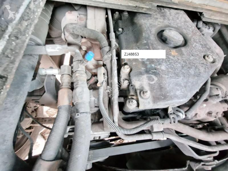 باص Isuzu Novo