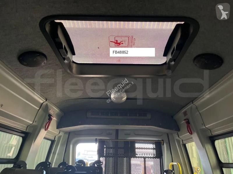 Междуградски автобус Iveco Daily