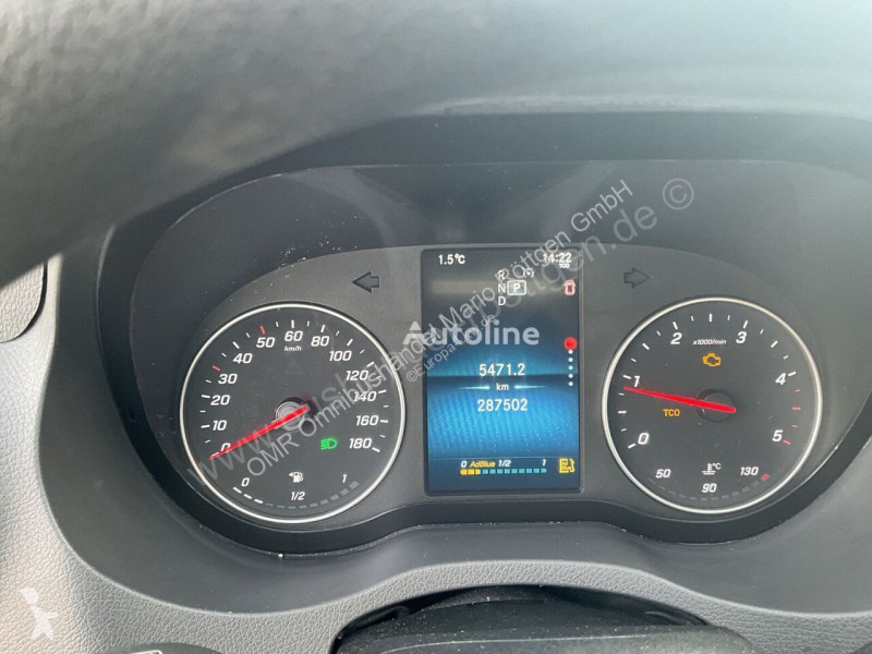 Градски автобус Mercedes 75