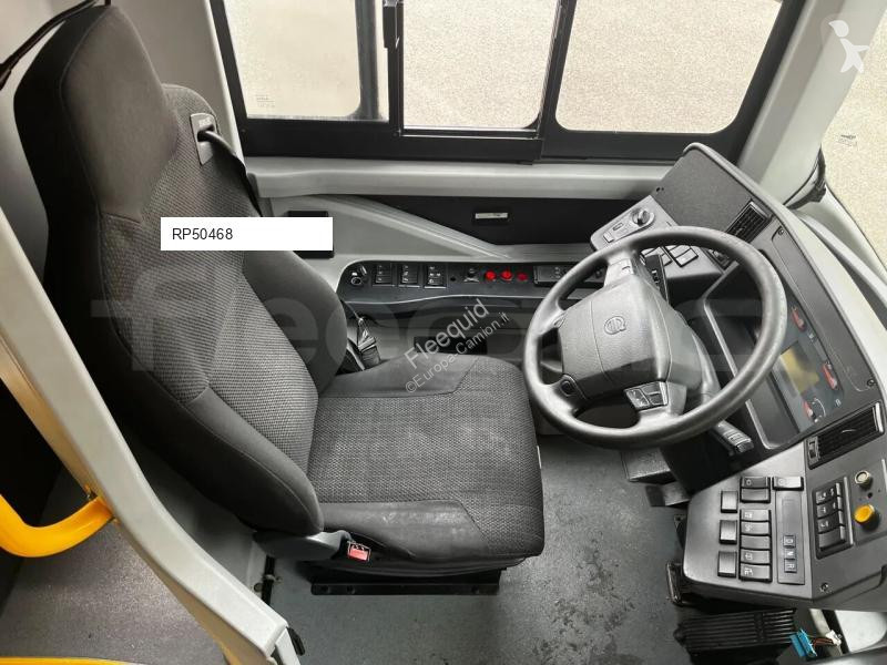 باص Volvo 7900