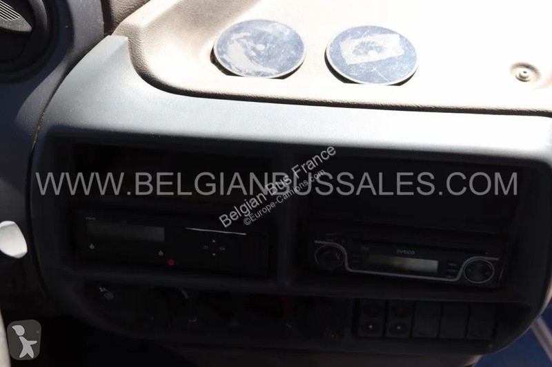 باص Iveco Recreo
