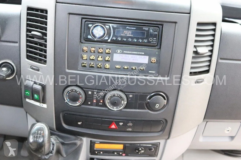 Véhicule utilitaire Mercedes / 516 CDI / 7.4m /...