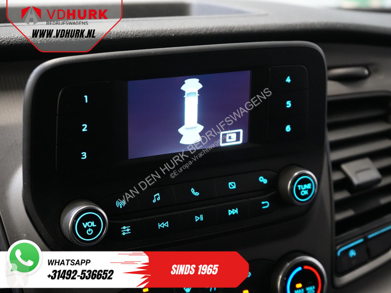 عربة نفعية Ford Tourneo 2.0 TDCI €28.352,-...