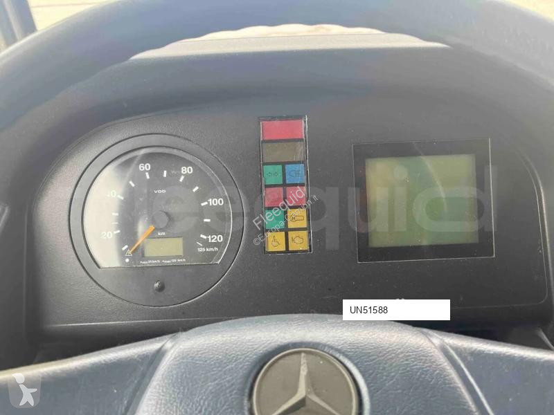 باص Mercedes