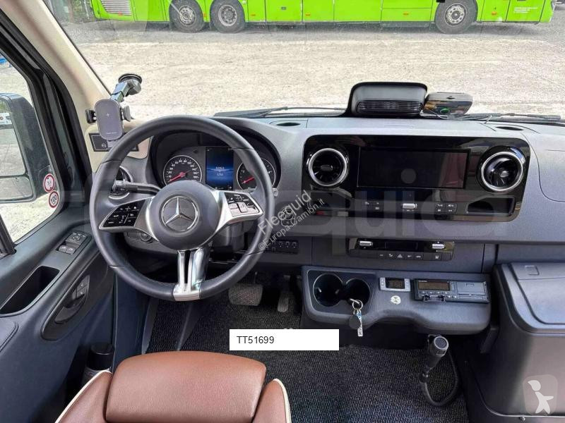 Furgoneta Mercedes
