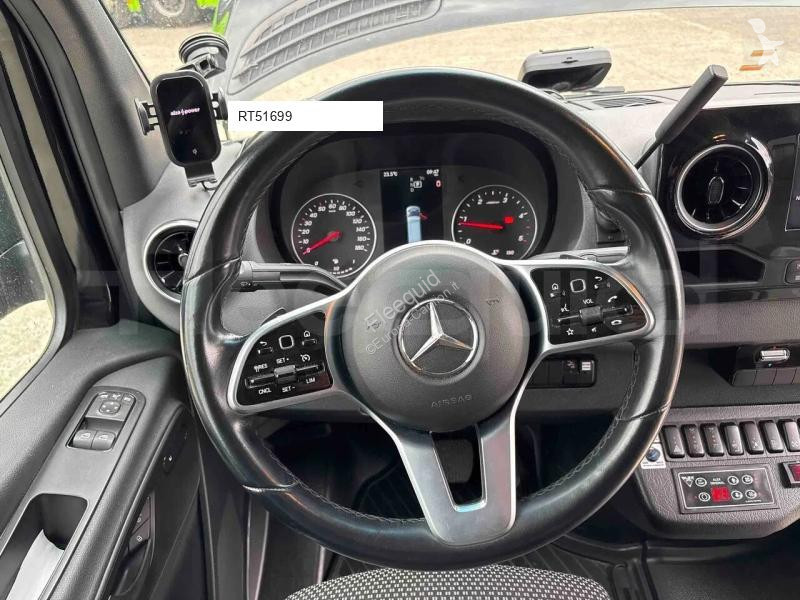 Véhicule utilitaire Mercedes