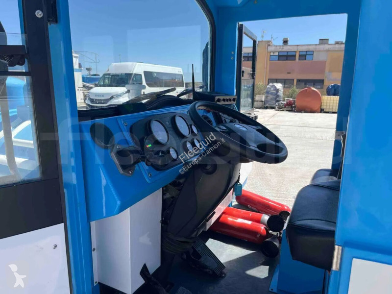 Autobus  Tianjin Brother Tourist Train YLG 20V3