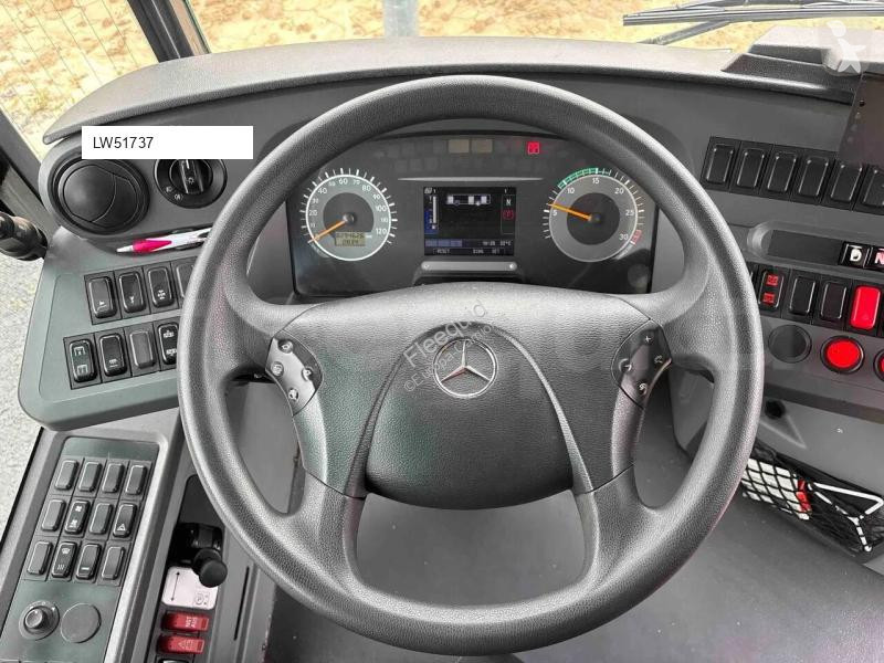Autobussen Mercedes