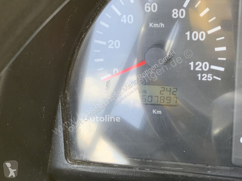 باص Iveco LE