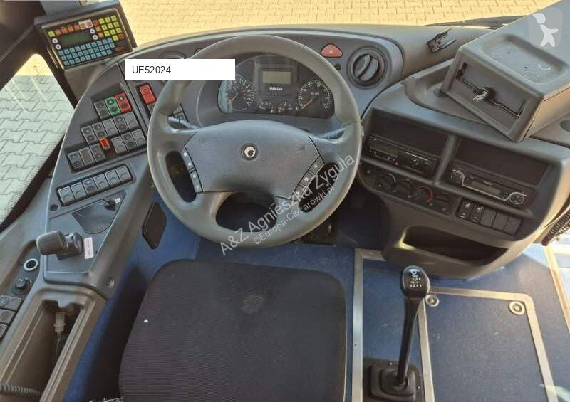 Autobussen Irisbus RECREO