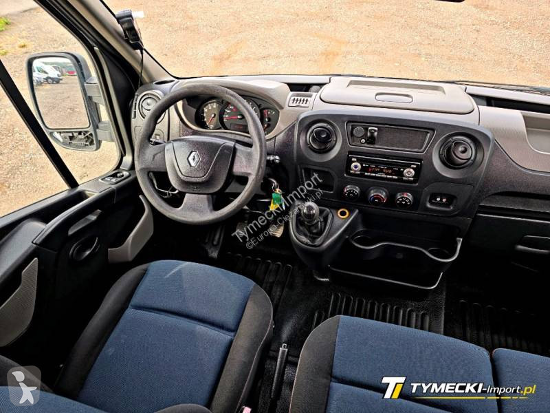 Комерційні автомобілі Renault