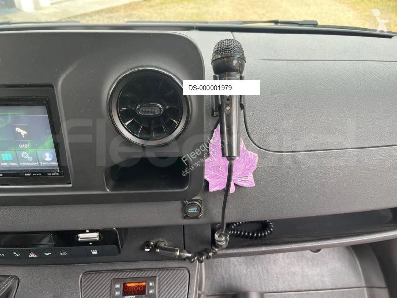 Коммерческий автомобиль Mercedes