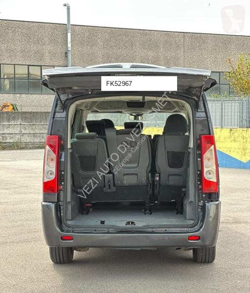 Autobussen Peugeot expert