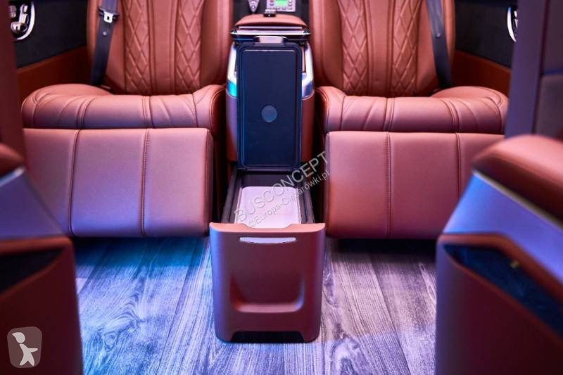 Furgoneta Mercedes 319 VIP 4+2 on stock