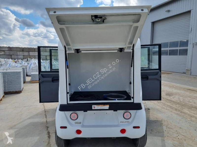 Autobuz  GEM E4 Electric 4x2 VEHICLE ELECTRIC...