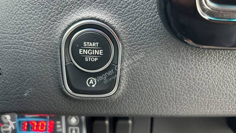 Autobus Mercedes 517 Multi neuf sur commande