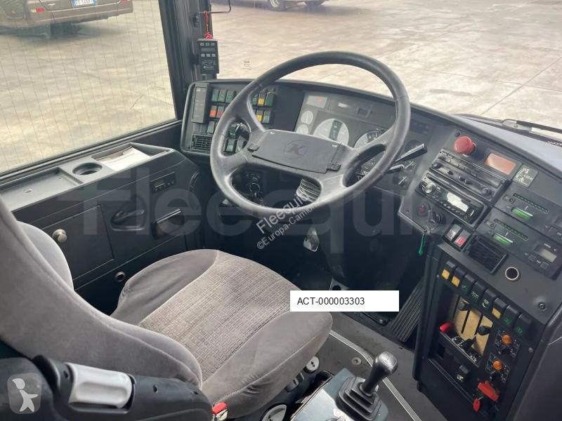 Autobus Setra S328